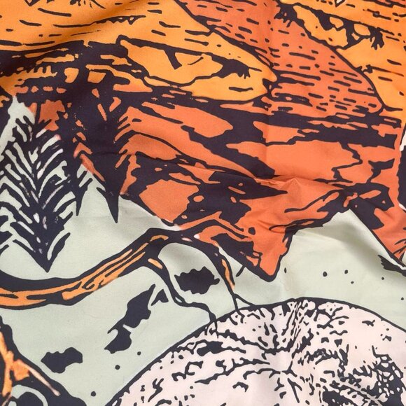 🌙 Silk Satin Scarf – “The Moon” – 75x75 cm - Picture 8 of 11